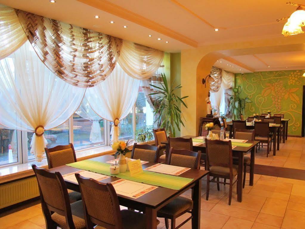 Amelia Zdroj Medical & Spa Iwonicz-Zdrój Exterior foto
